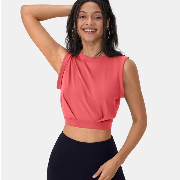 Crew Neck Sleeveless Cropped Yoga Tank Top (Georgia Peach) - Picture 1 of 3